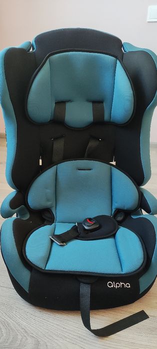 Дитяче автокрісло фірми Alpha bair