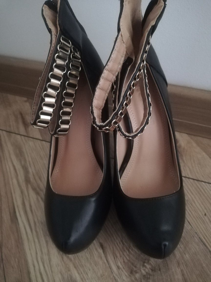 Ideal Shoe Skórzane Szpilki Obcas Koturna Roz 37