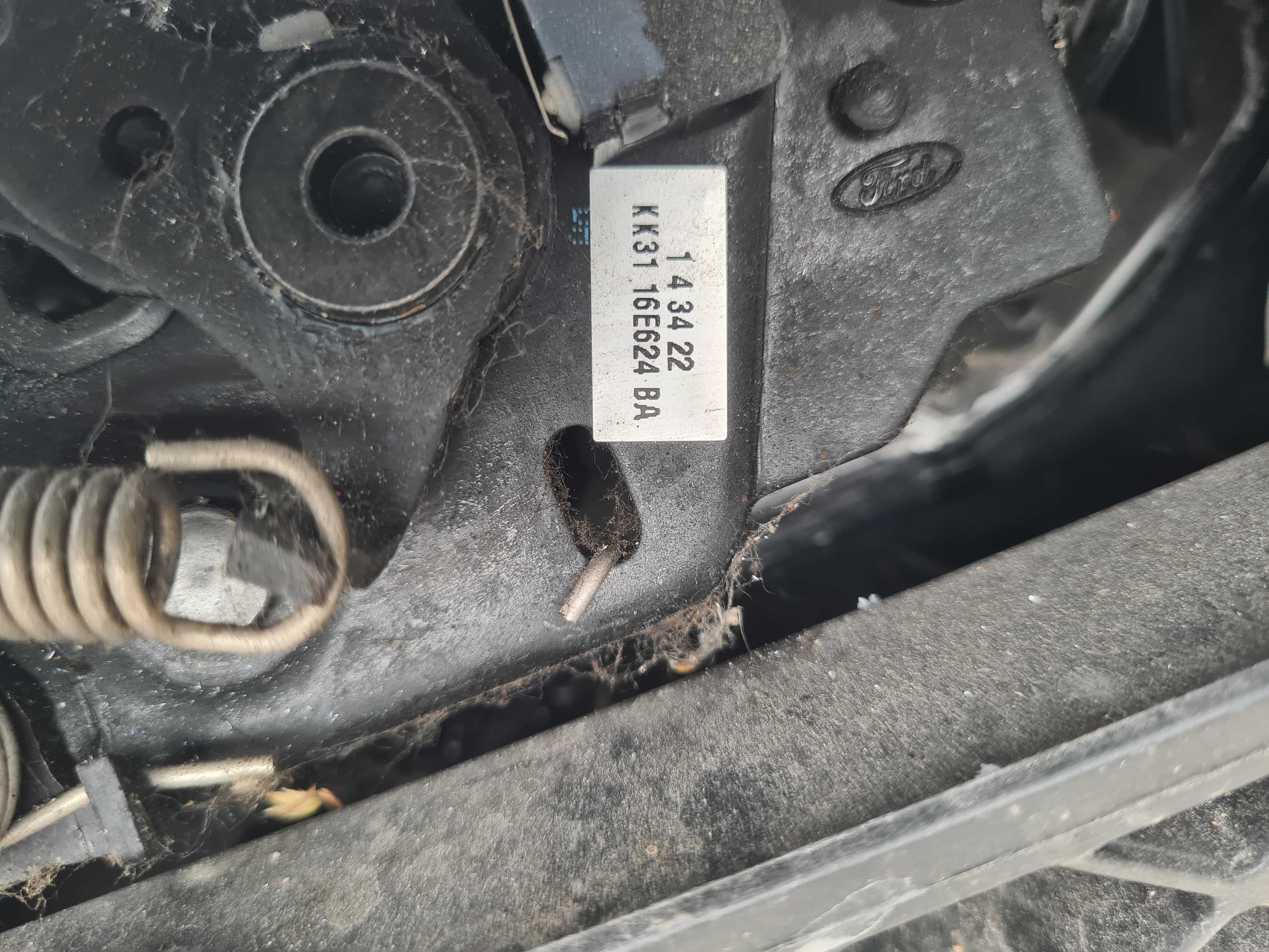 Ford e-Transit MK8 22r pas przedni wzmocnienie zamek komplet