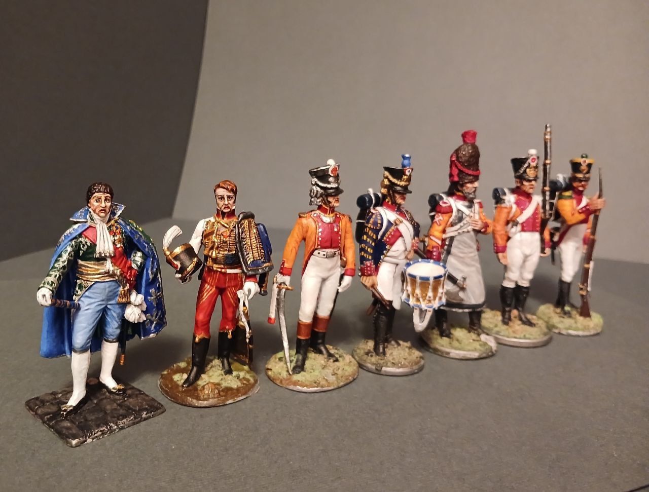 Оловянная миниатюра .Нач.штаба Наполеона маршал Бертье и Невшательский