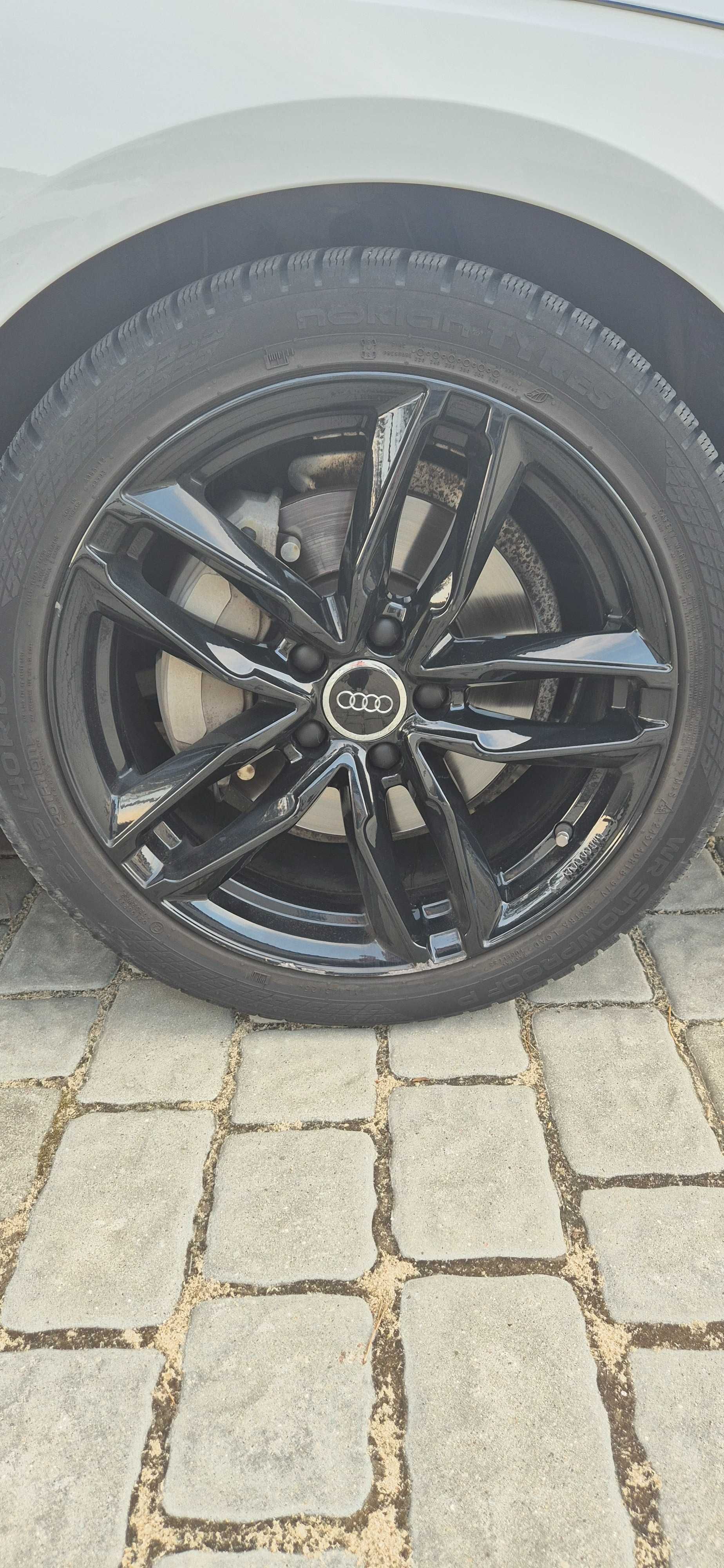 Opony z alufelgami Audi 18 cali 4 szt