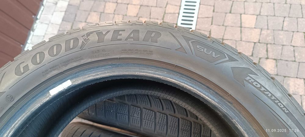 4 opony zimowe Goodyear  225/55 R18  102V