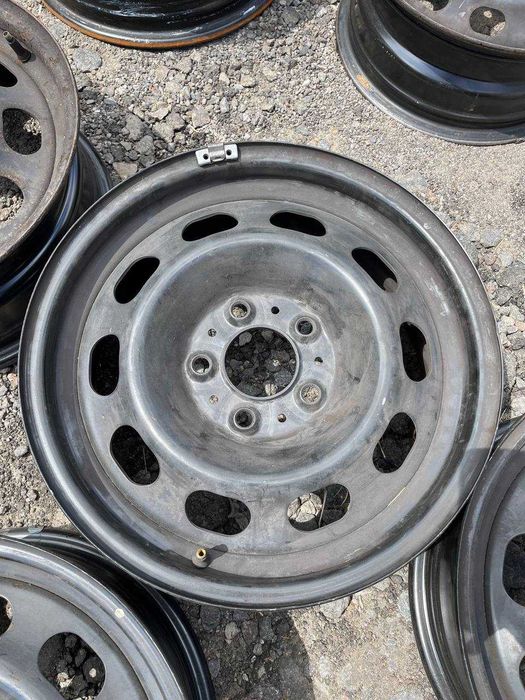 Комлект сталевих дисків BMW volkswagen T5  5х120 r16