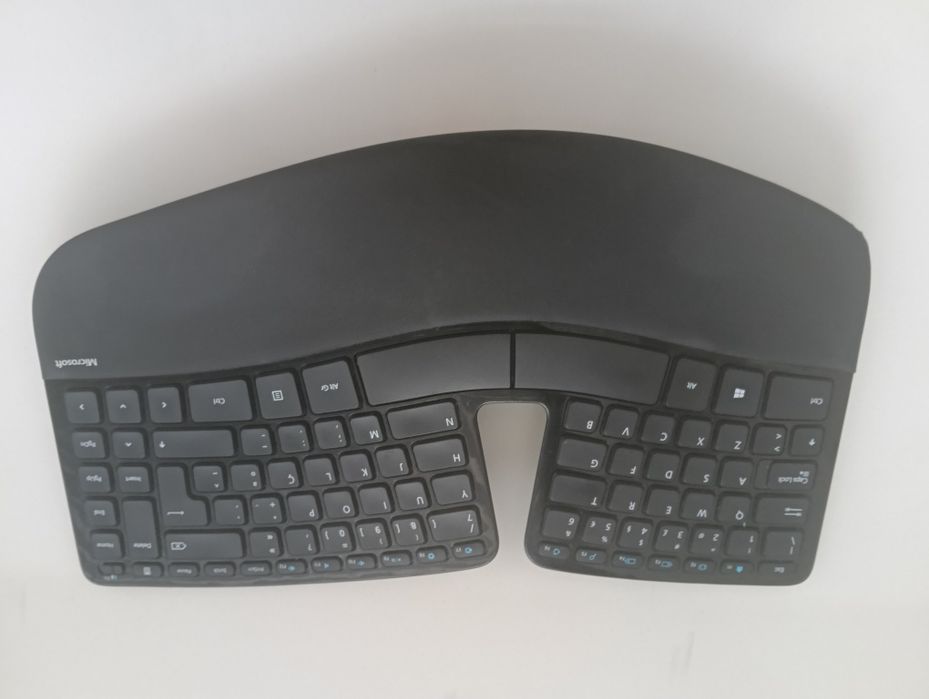 Teclado ergonómico Microsoft como novo