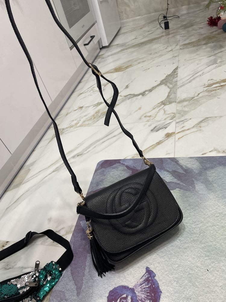 Сумка чорна Gucci