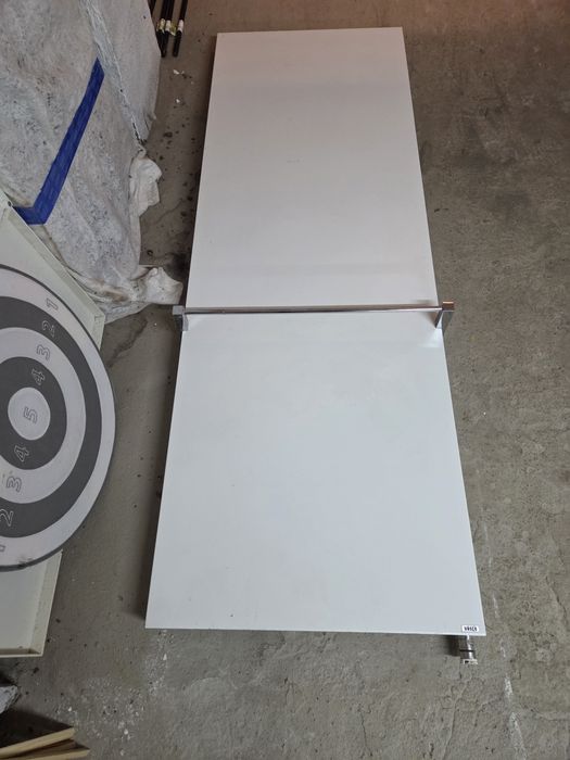 Grzenik Vasco elektryczny 1250w 182 x 62 cm dekoracyjny  nowoczesny