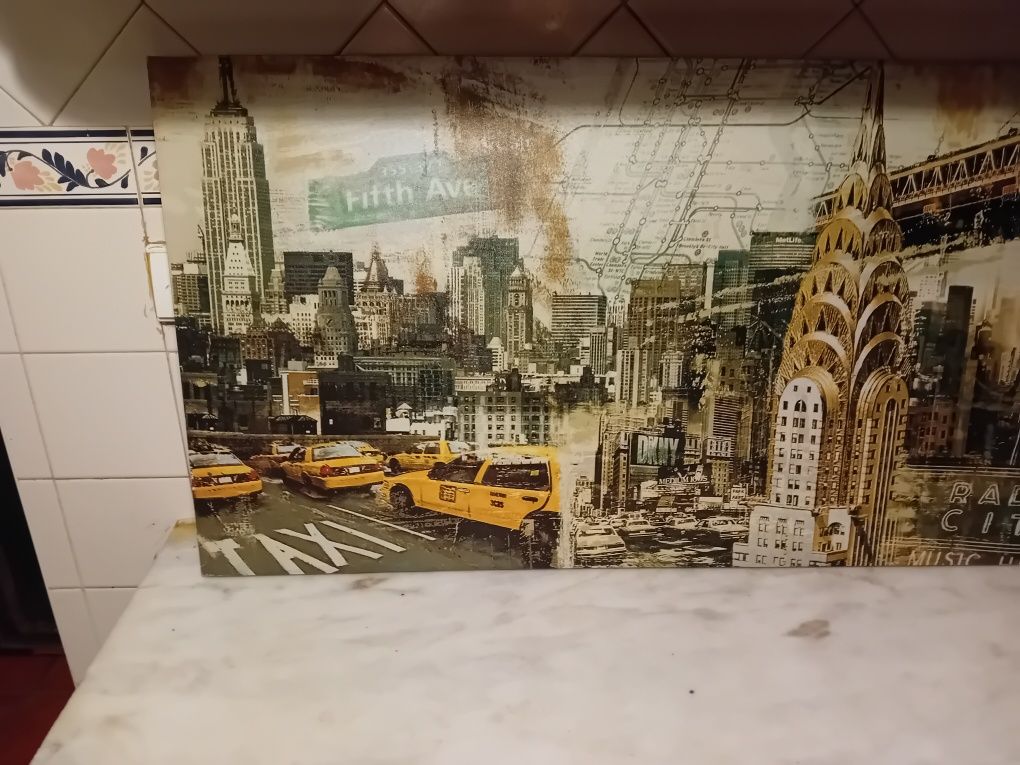 Quadro em Tela Decorativo 
Bom Estado Geral 
1m Horizontal × 50cm Vert