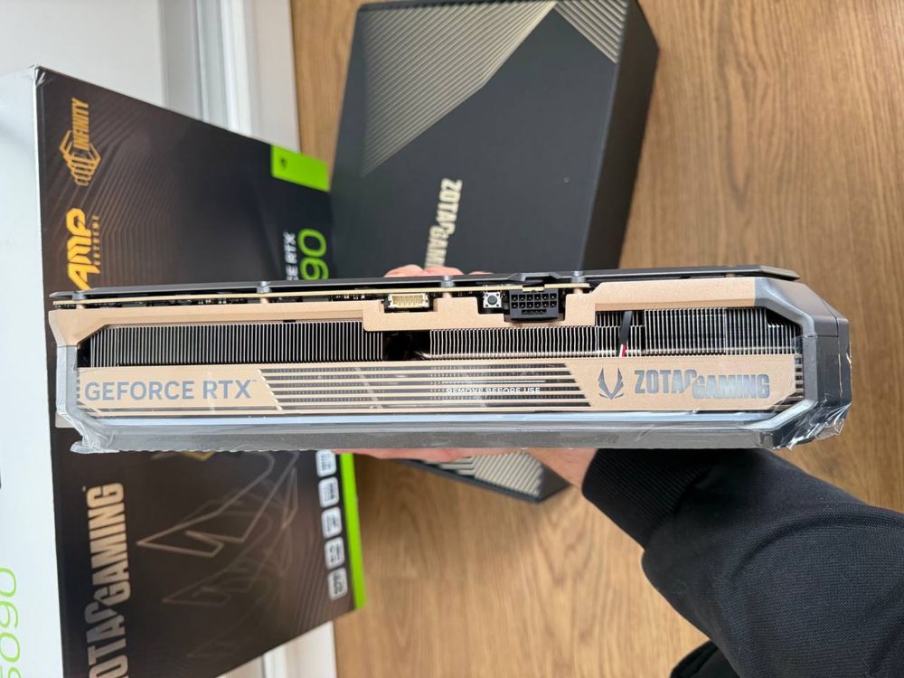 NVIDIA GeForce RTX 5090 24GB - Відеокарти (Опис!)