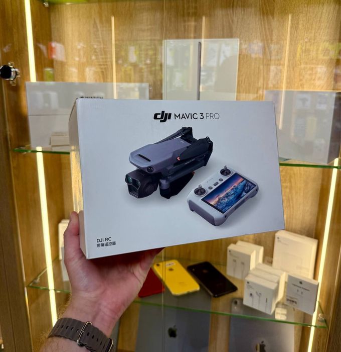 Mavic 3 Pro в ідеальному стані б/в