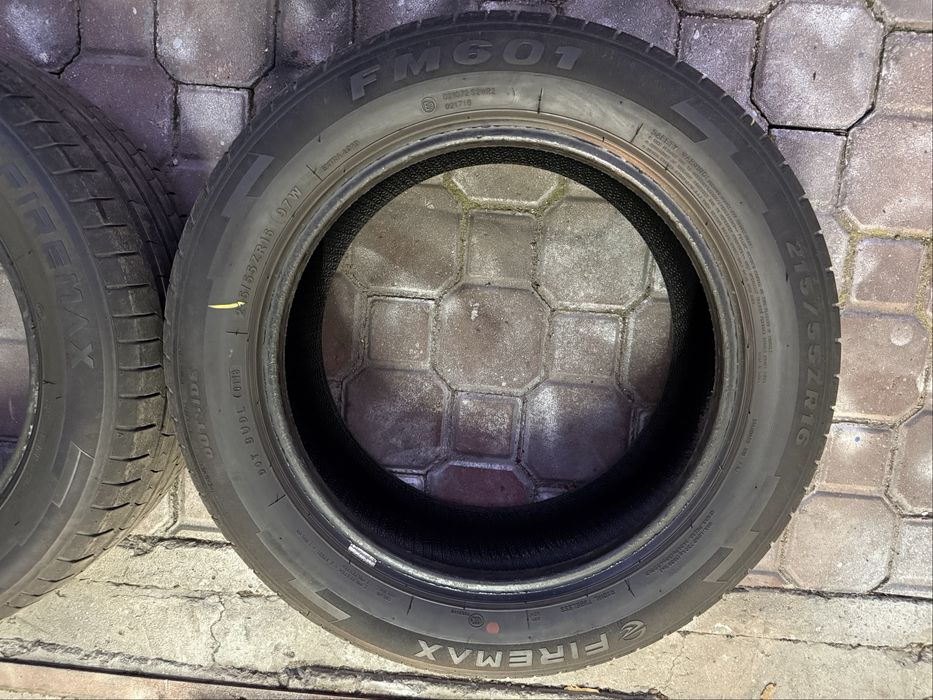 2 opony 215/55/16 cali. Dużo bieżnika.