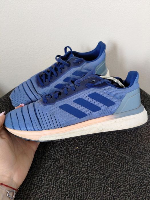 Buty adidas damskie idealne do biegania