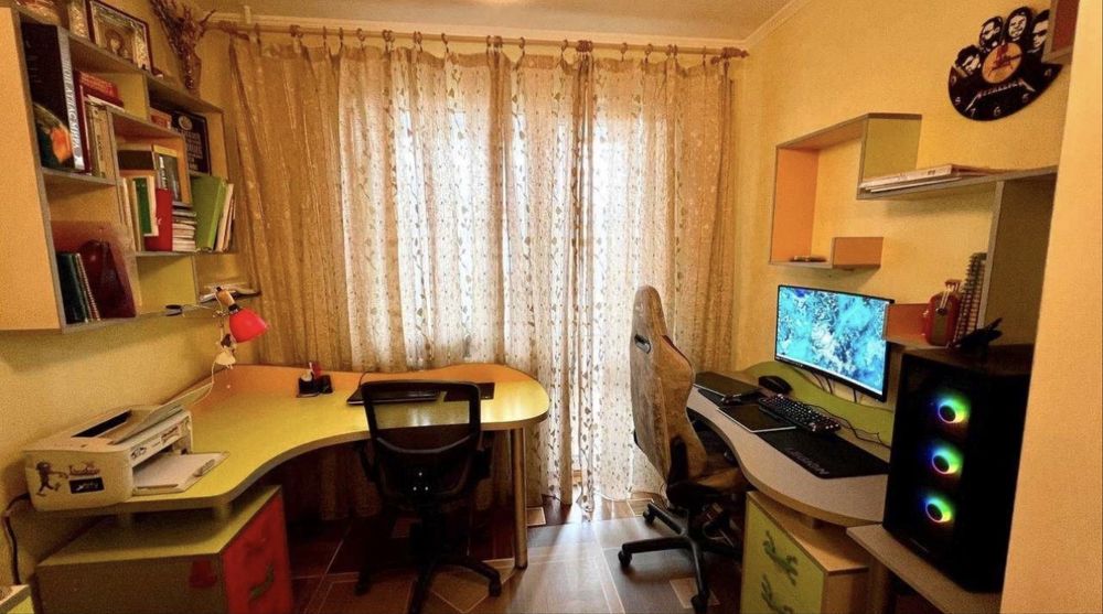 Продам 3х.кв. 5/9 на Алексеевке , ост. Солнечная