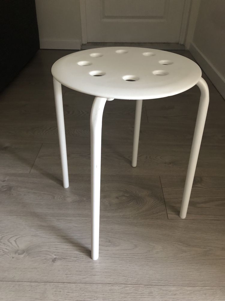 Taboret, Stołek Marius bialy