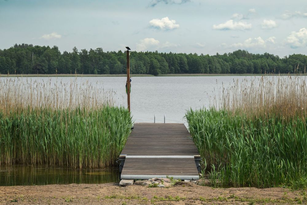 Domki na Mazurach nad Jeziorem obok Mikołajek
