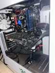 PC gamer + razer blackwidow + razer deadthadder chroma + razer kraken