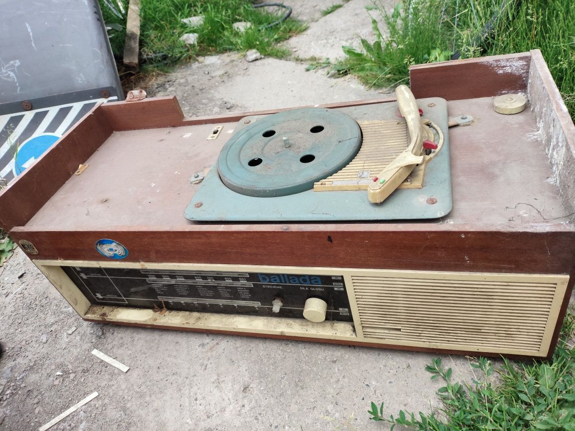Radio gramofon Ballada