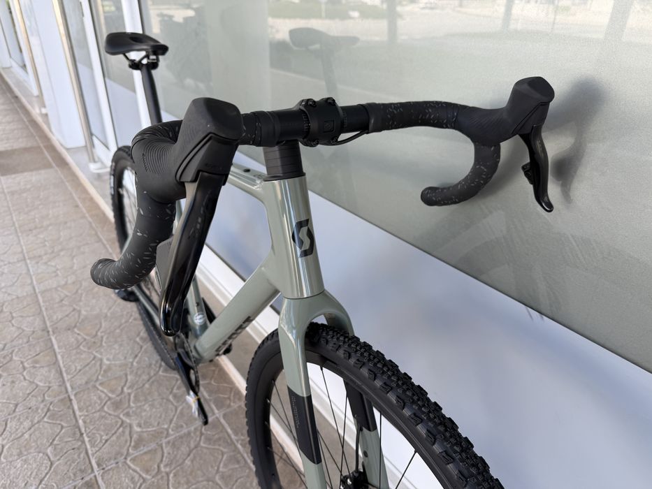 Bicicleta Scott Gravel AXS - semi nova!