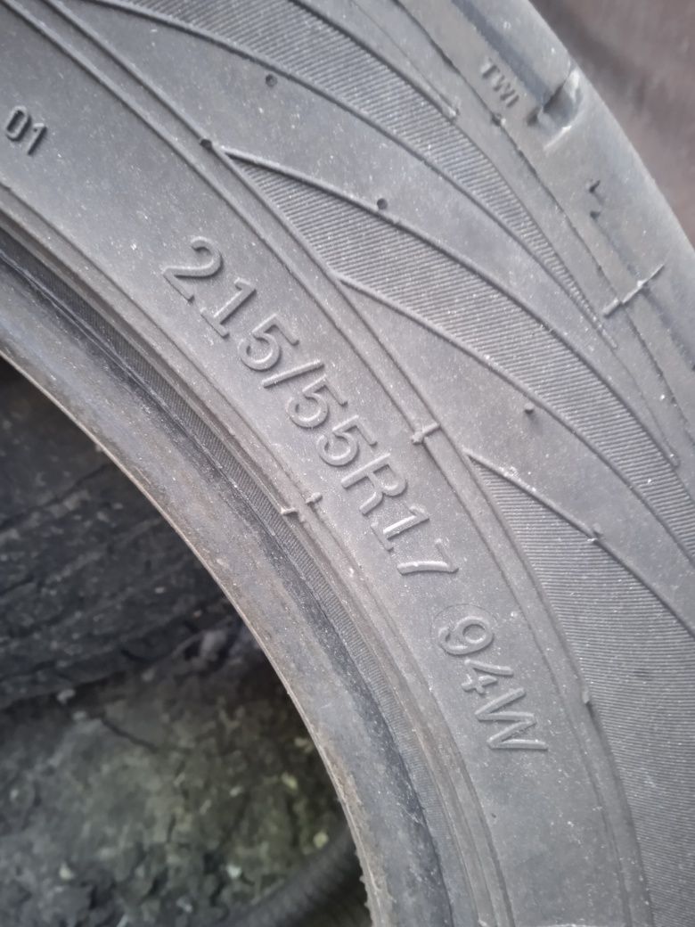 Резина літня 215/55 R17 94 W