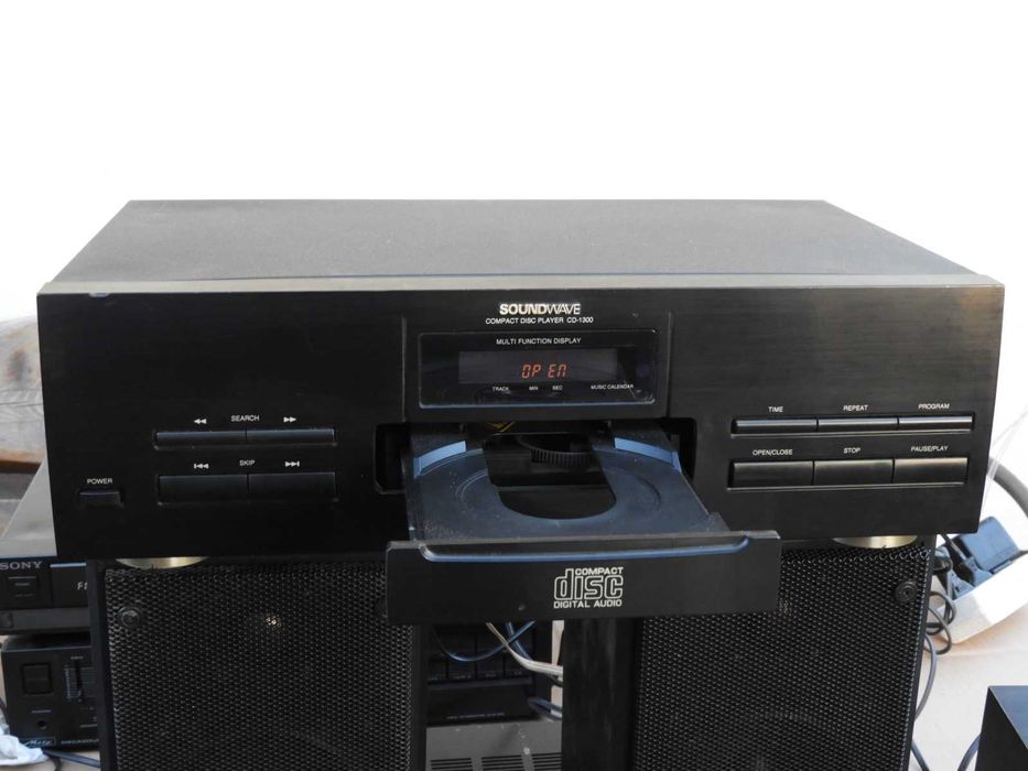 Odtwarzacz CD  Soundwave CD - 1300