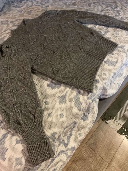 Продаю класний светир