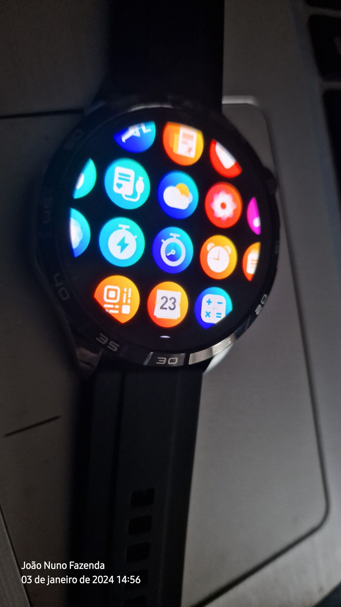 Smart watch 1.43