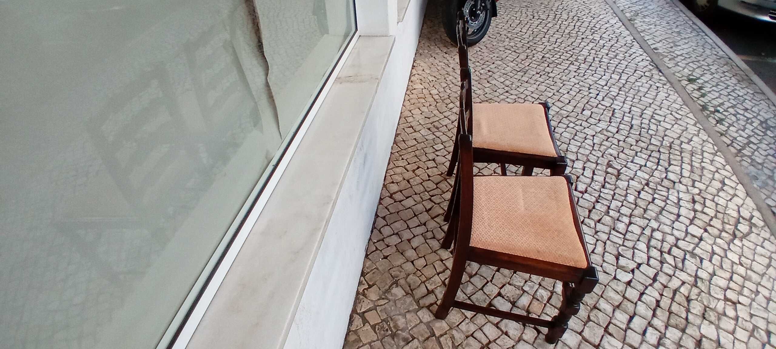 Vintage Cadeira de Madeira com Estofo de Tecido