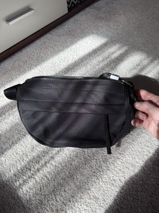 Torebka damska crossbody Sinsay czarna