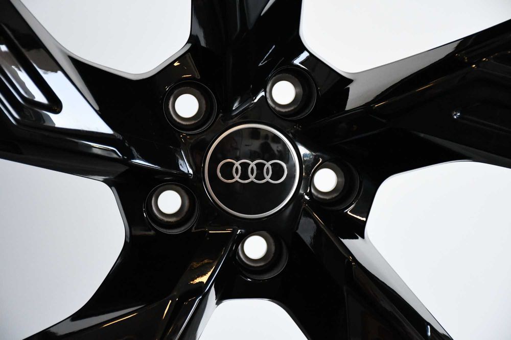 Koła Felgi Audi RS6 RS7 C8 22" Q7 SQ7 Continental Zima 2025