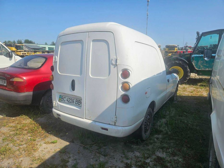 Автомобіль ЗАЗ-TF558P