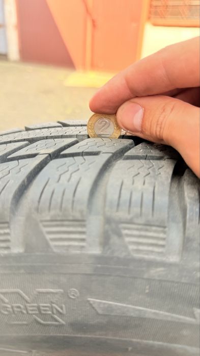 Opony zimowe Michelin. 195/65/ R15