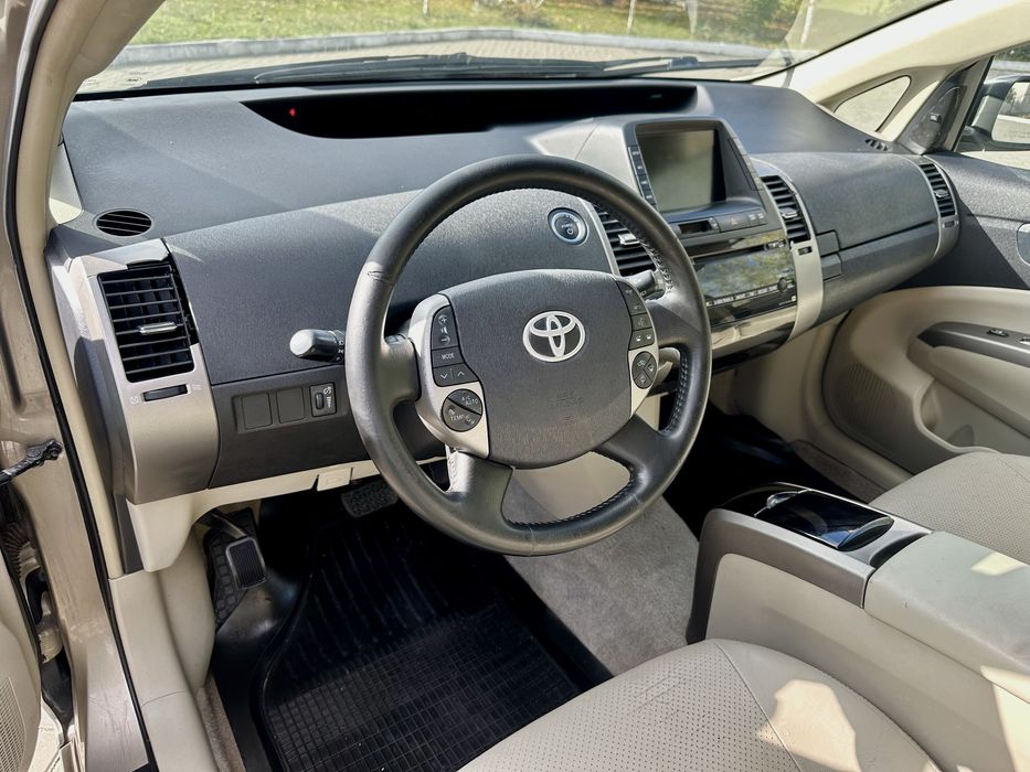 ПРОДАЖ ТЕМІНОВИЙ 5999! Ціна на 3Дні! Toyota Prius Гібрид 1.5 Автомат