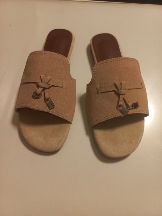 Шльопанці  замшеві 37р.
