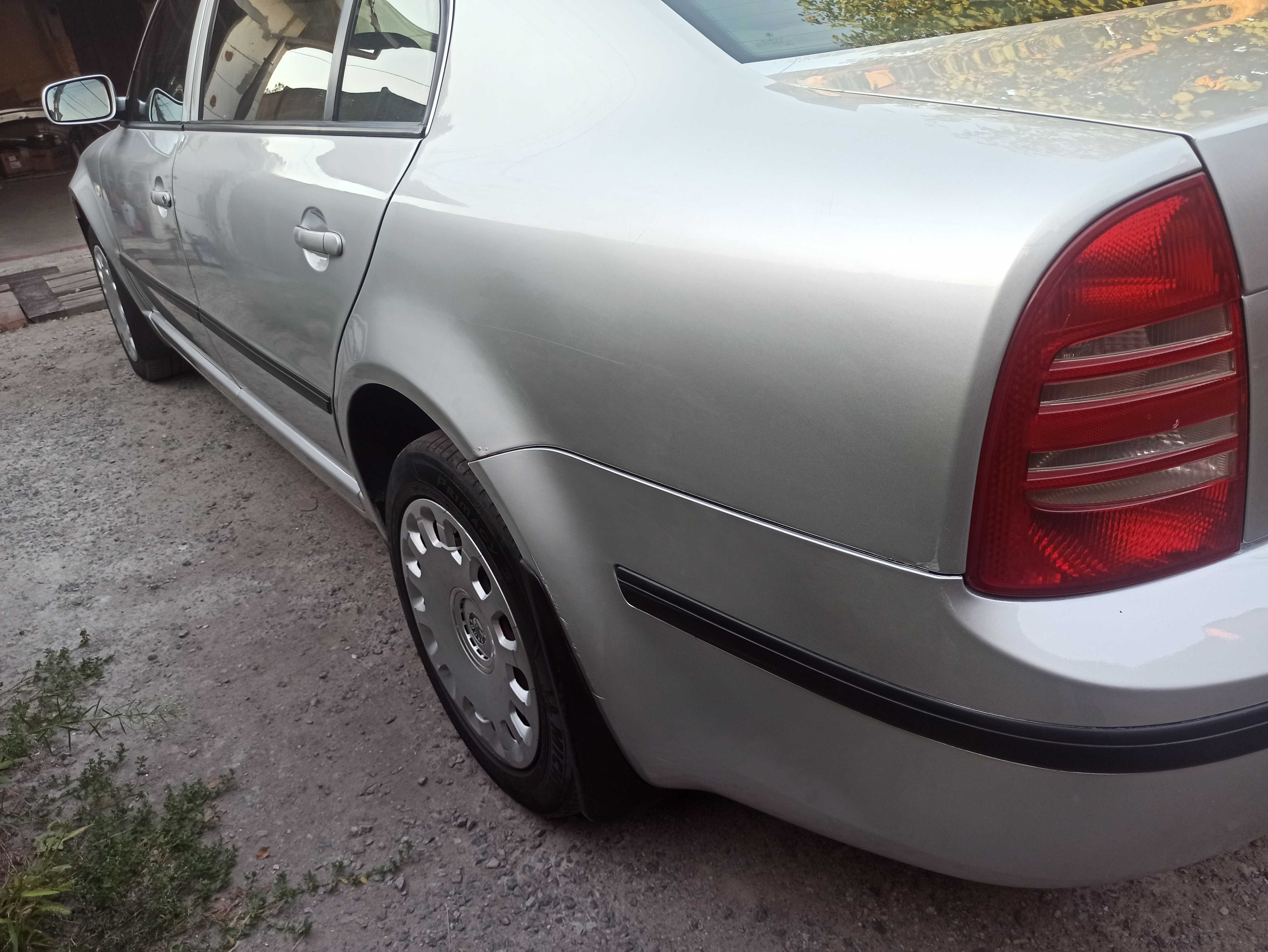 Skoda Superb 1 седан