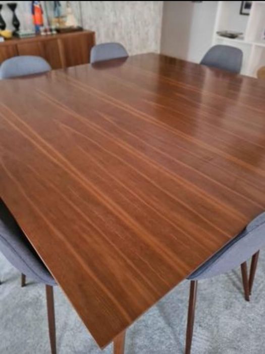 Mesa de Jantar Nogueira 160x160cm