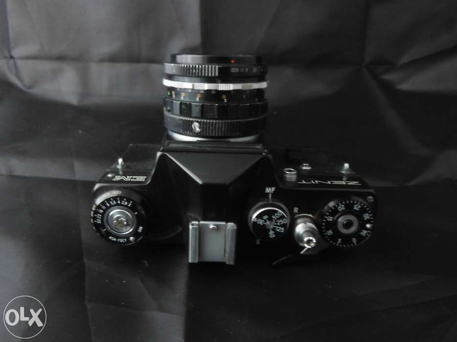 Máquina russa zenit em black