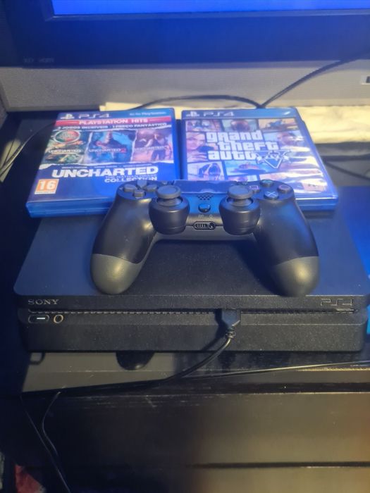 Playstation4 slim com gta v