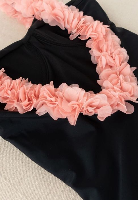 Fato de banho com rebordo floral