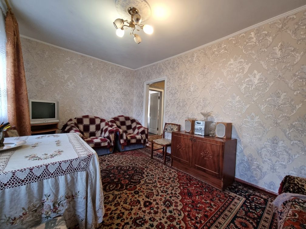 Продажа Дома в районе жм Парус.