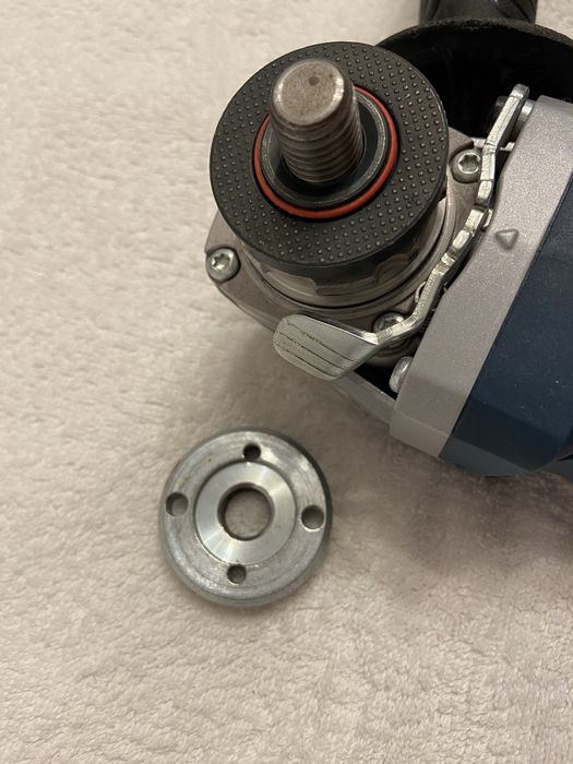 Szlifierka kątowa Bosch