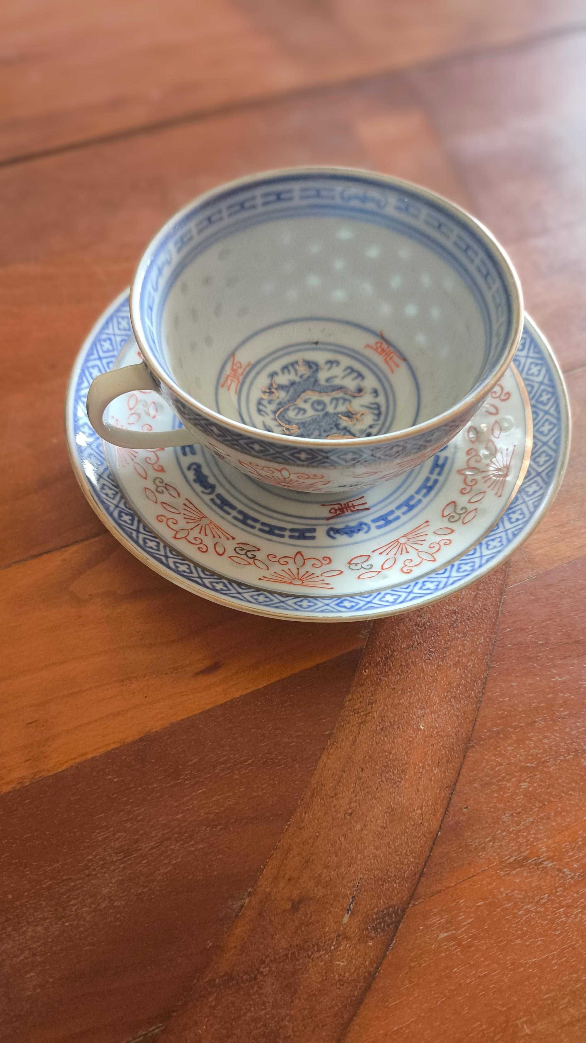 Vintage - Chávena de chá com pires