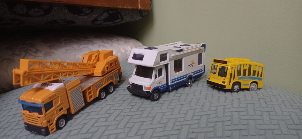 Машинка хот вилс тачки дом на колесах кран