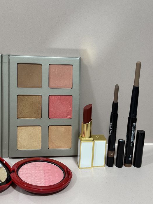 Косметика Artdeco Ionik London Tom Ford Bobbi brown Chanel Kiki Milano
