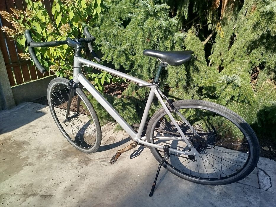 Rower szosowy 28cali aluminium