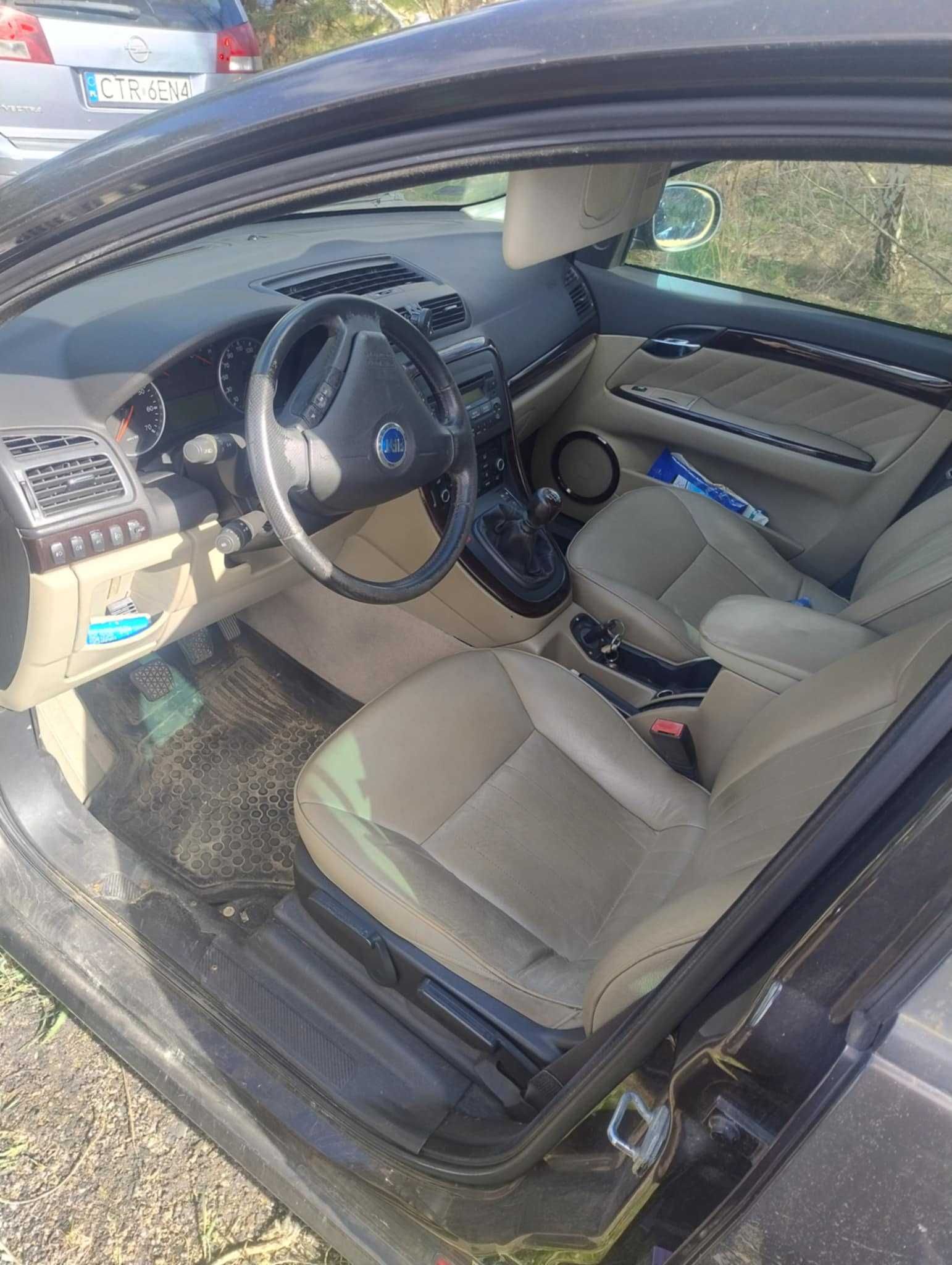 Fiat Croma 1.9 USZKODZONY