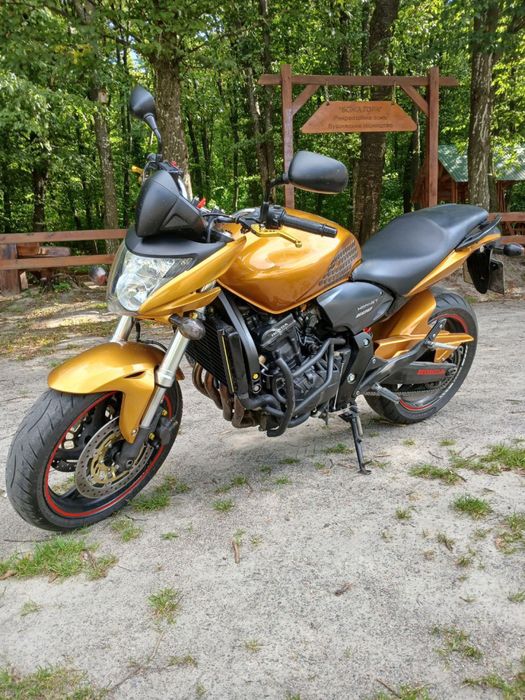 Honda hornet cbf