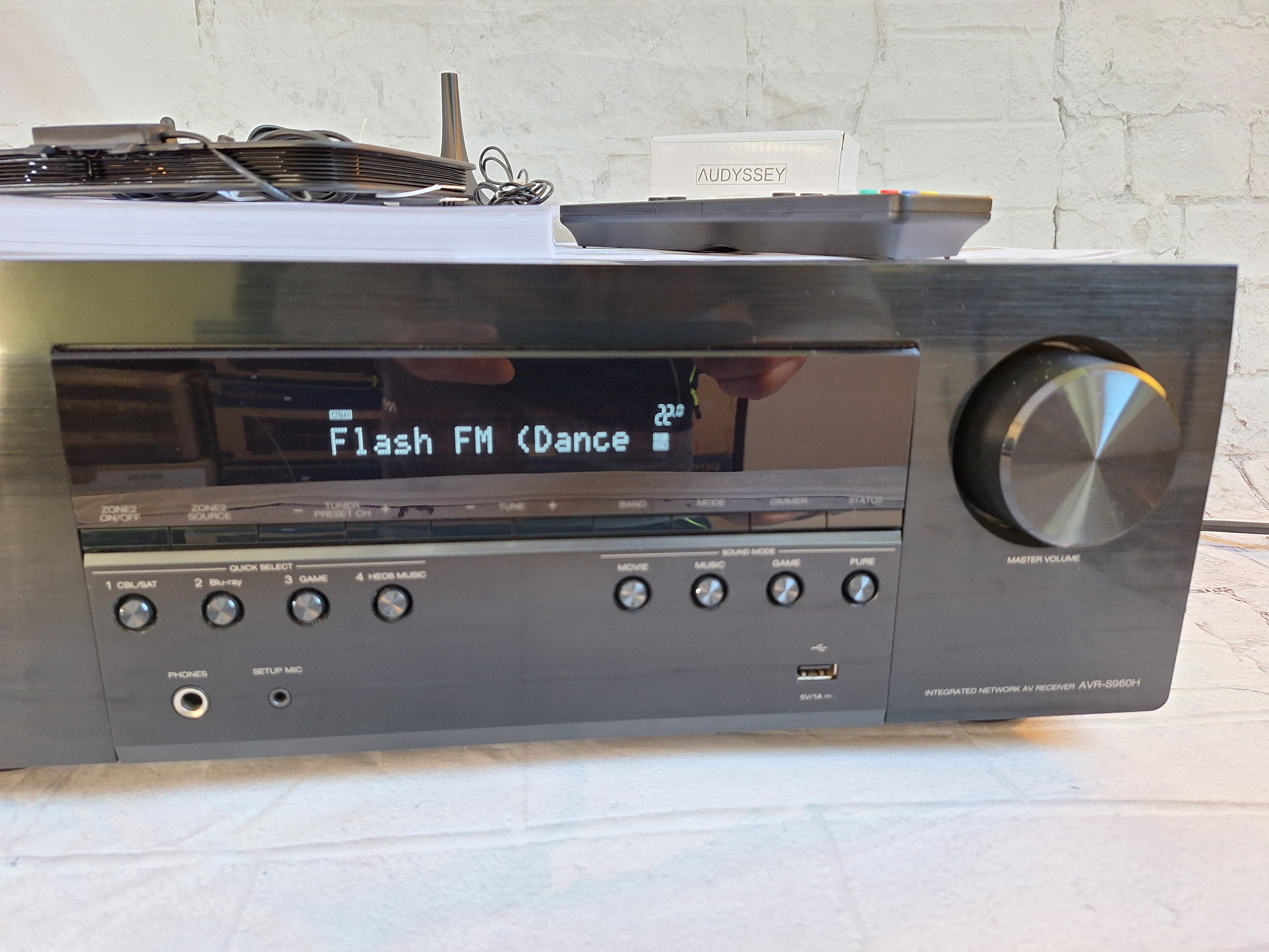 8K Denon AVR-S960 Wifi BT Dolby Atmos Vision 7.2  eARC Heos