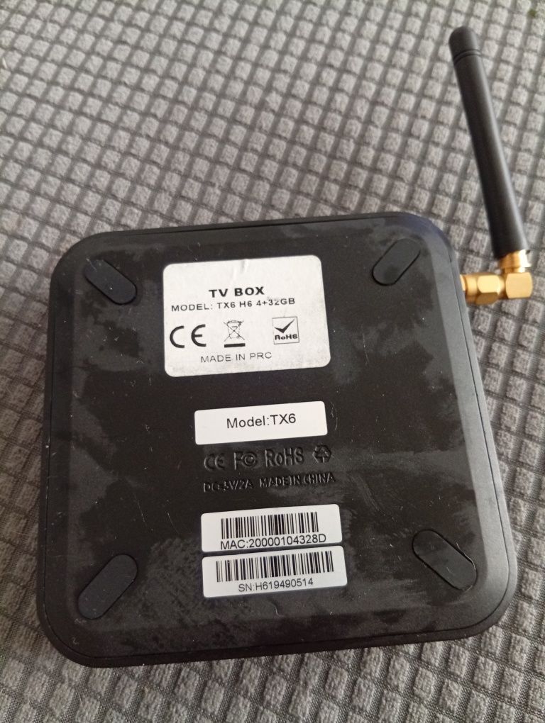 Tv box Tx6 4/32gb android stan bdb