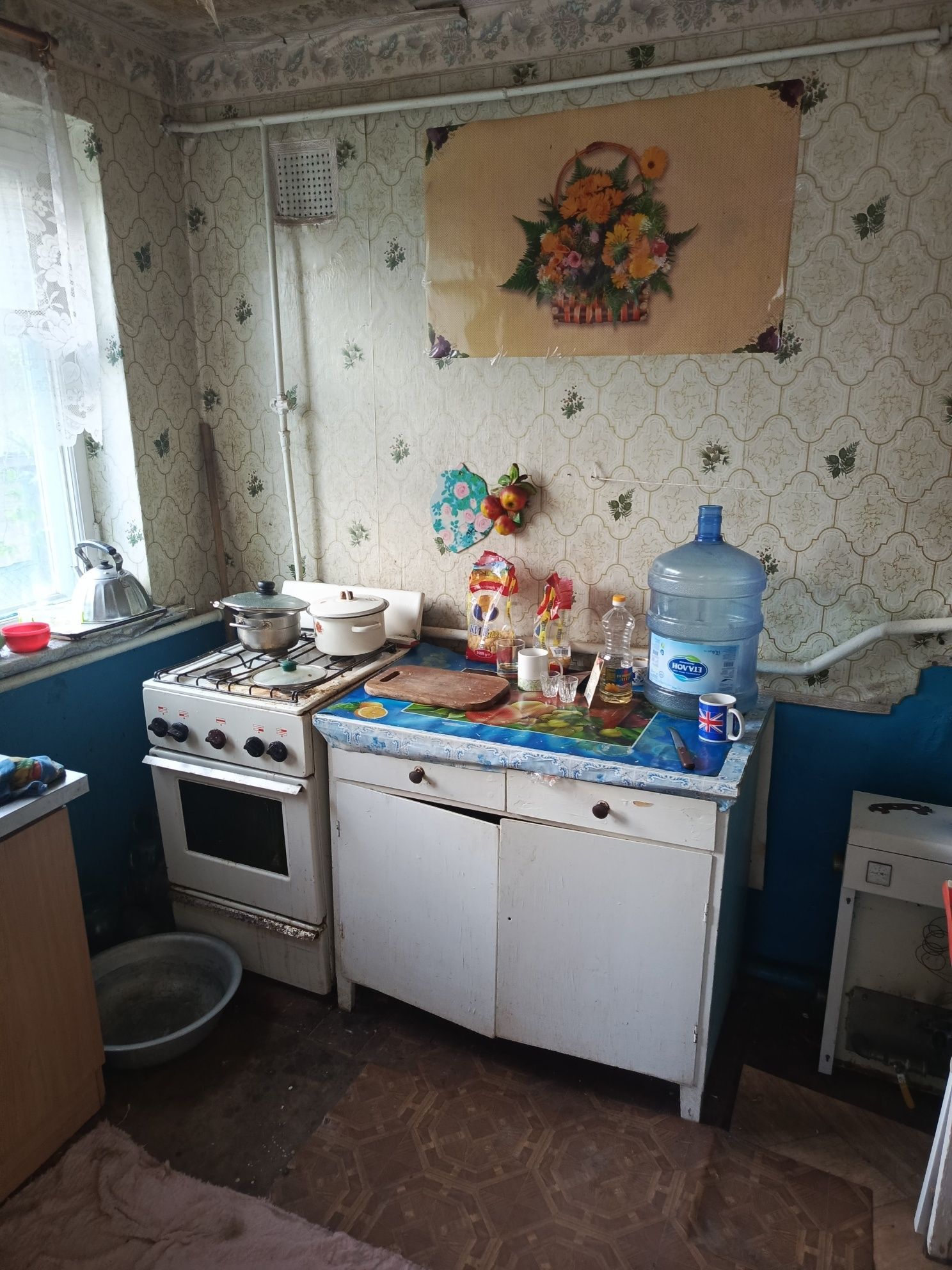 Продається пів будинку на казнівці