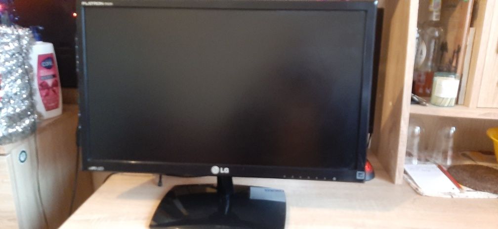 Монитор Lg 23"  IPS235T