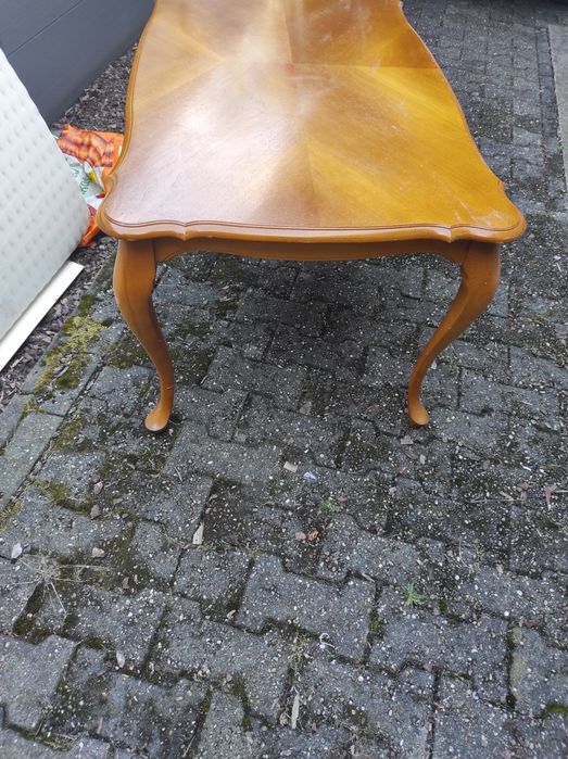 Sprzedam używaną ławę antyk w dobrym stanie,